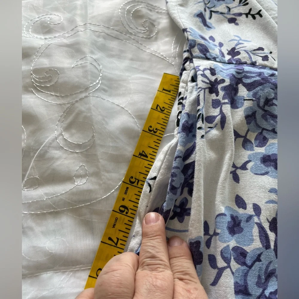 For Cynthia XL White w/Blue Floral Print Sleeveless MidAxi Dress - Picture 13 of 14